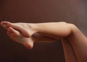 Women's feet without varicos